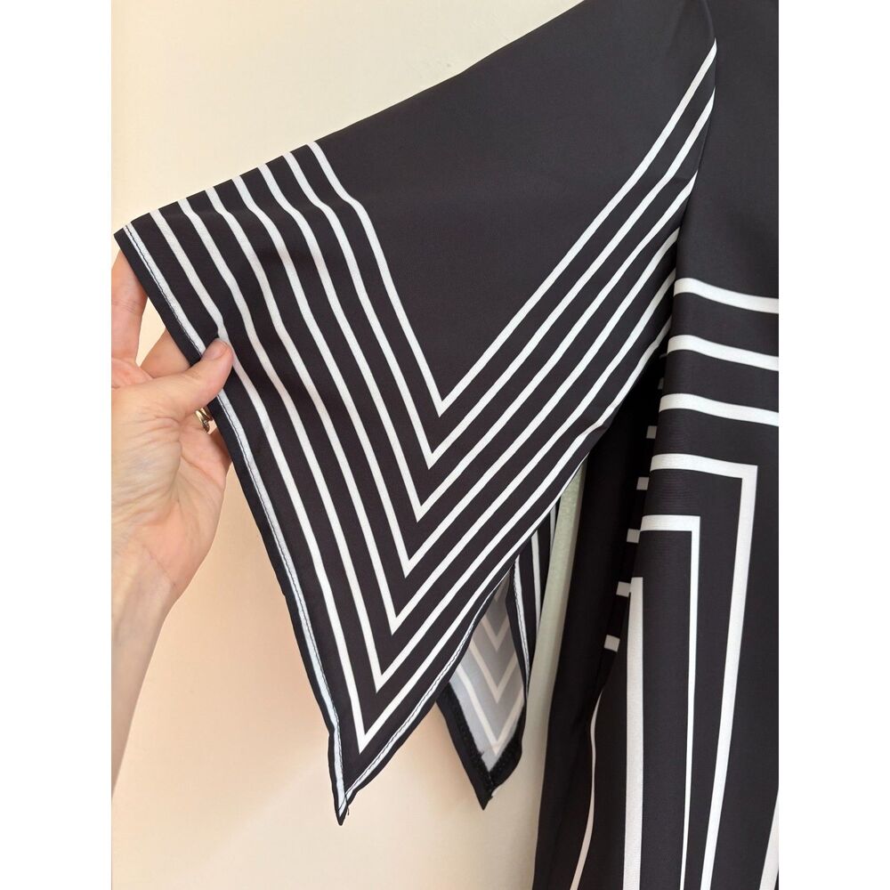 Black and White Striped Blouse SHEIN Geometric Batwing Sleeve Mock Neck Top L - Picture 5 of 8